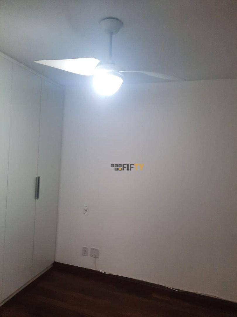 Apartamento para alugar com 2 quartos, 63m² - Foto 9