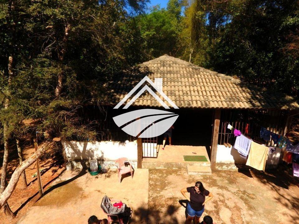 Chácara à venda com 2 quartos, 5880m² - Foto 4