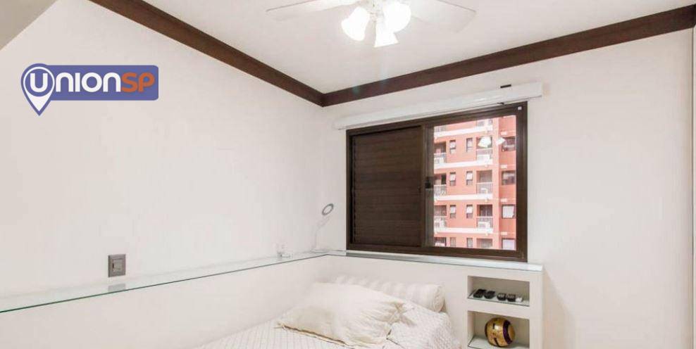 Apartamento à venda com 3 quartos, 209m² - Foto 5