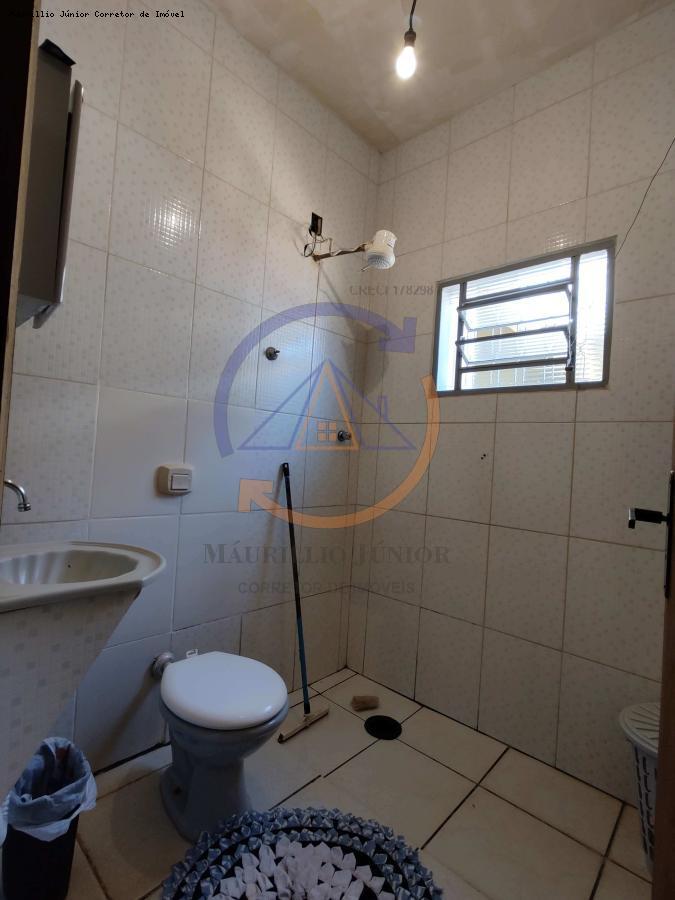 Casa à venda com 2 quartos, 200m² - Foto 21