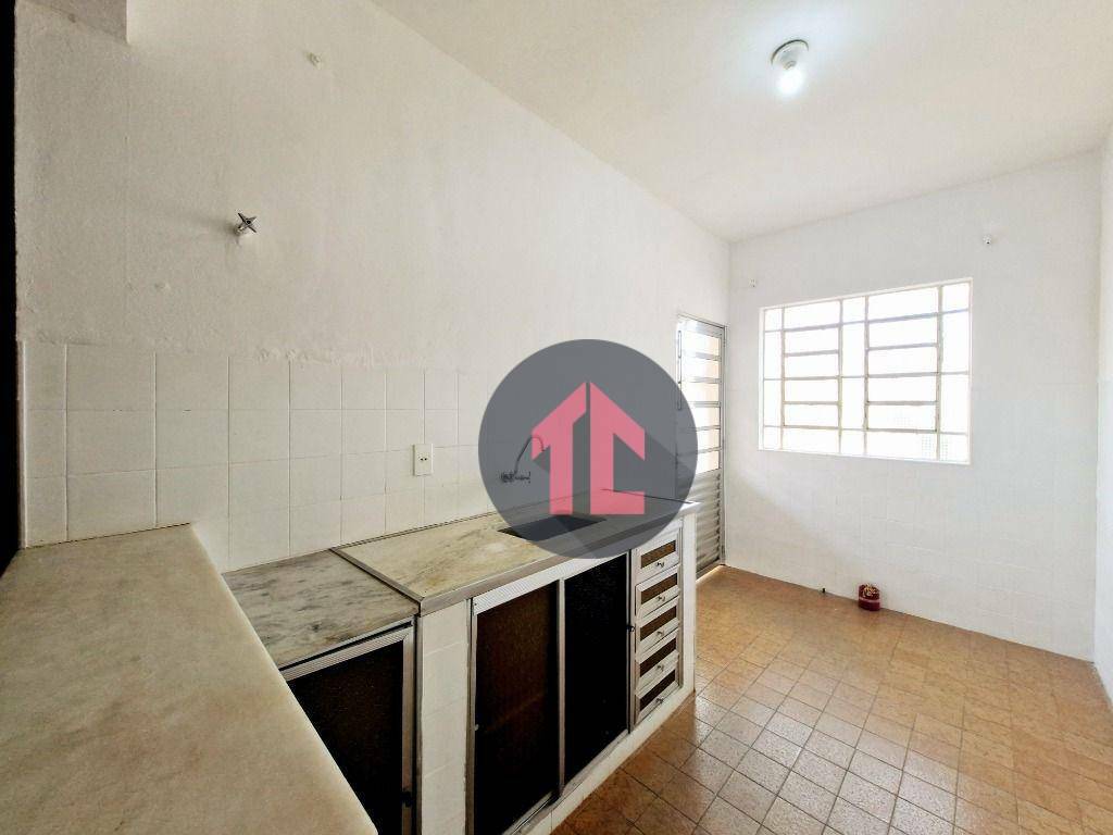 Casa à venda e aluguel com 2 quartos, 88m² - Foto 26