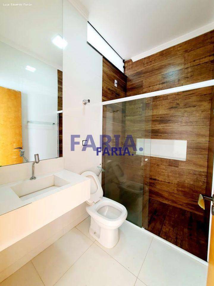 Casa à venda com 3 quartos, 167m² - Foto 13