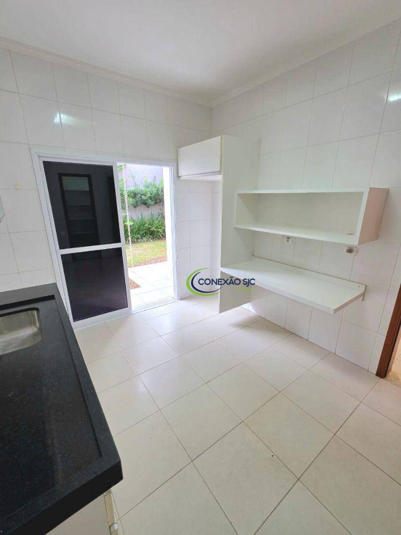 Sobrado para alugar com 4 quartos, 320m² - Foto 6