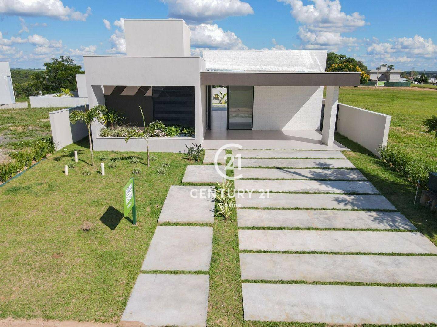 Casa de Condomínio à venda com 3 quartos, 170m² - Foto 2