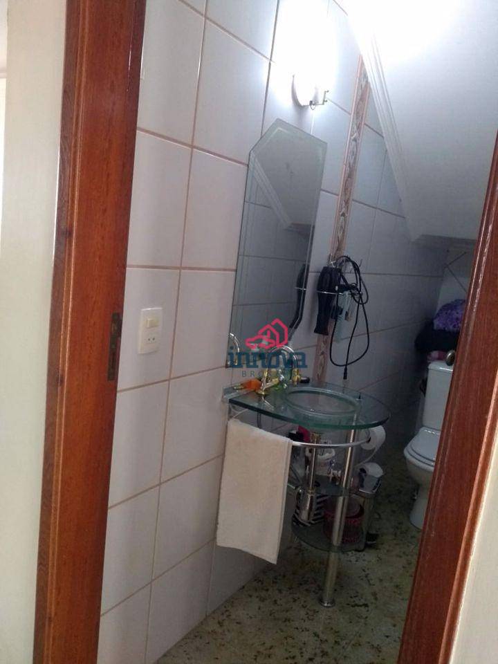 Sobrado à venda com 3 quartos, 250m² - Foto 26