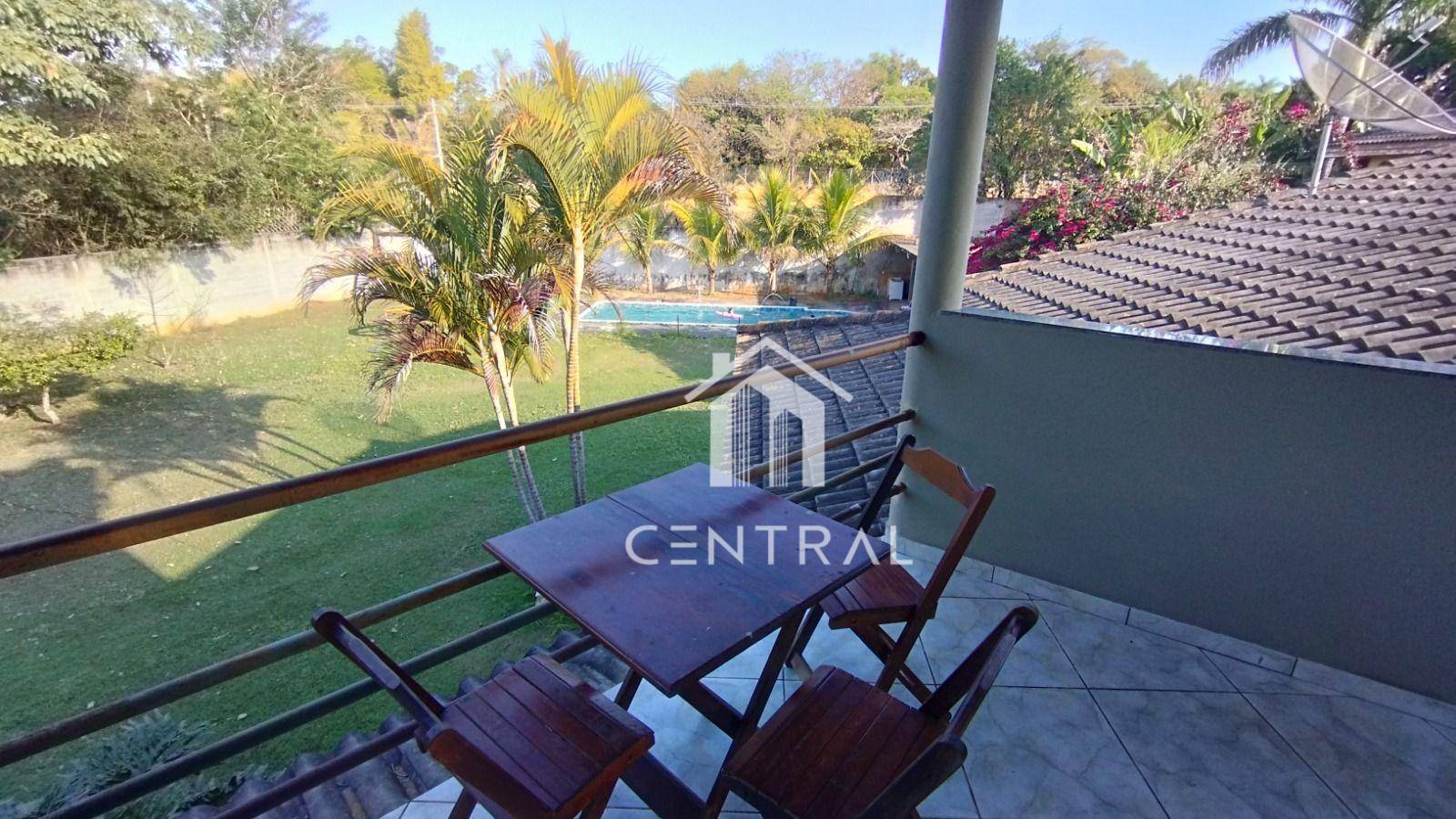 Chácara, 3 quartos, 2131 m² - Foto 2