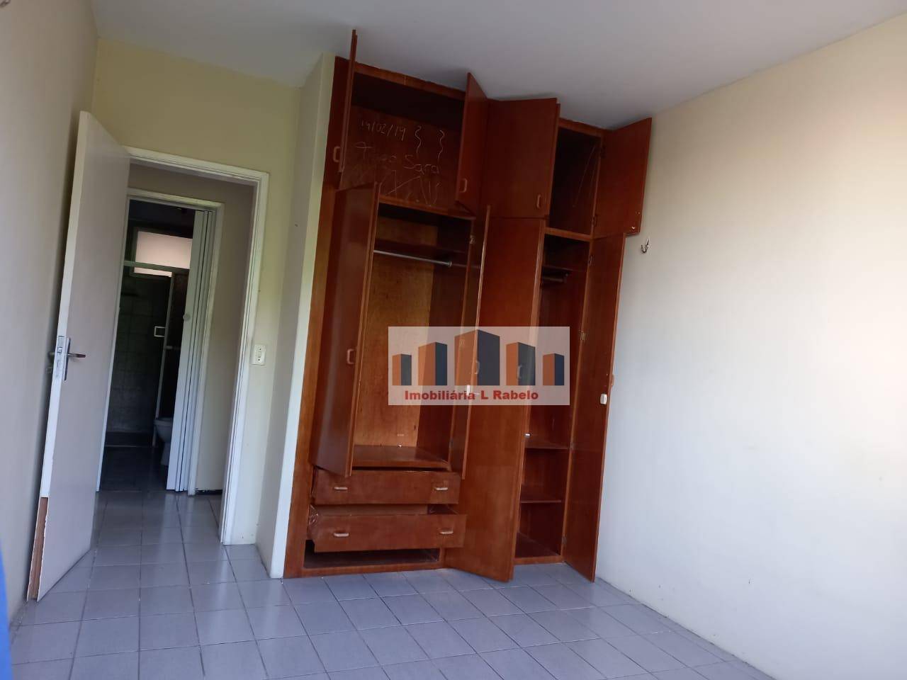 Apartamento à venda com 3 quartos, 110m² - Foto 13