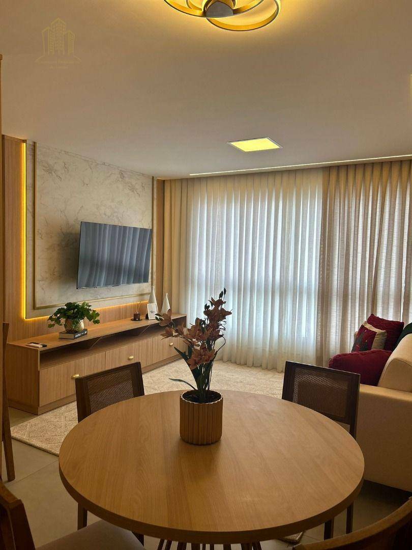 Apartamento à venda com 2 quartos, 66m² - Foto 5