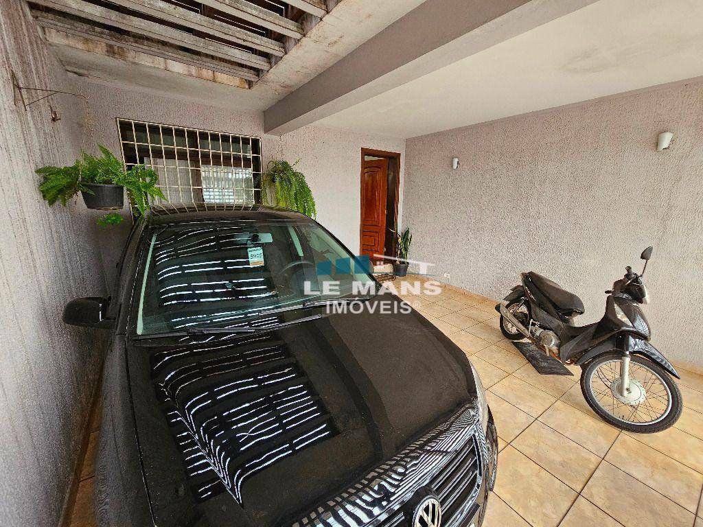 Casa à venda com 3 quartos, 154m² - Foto 4