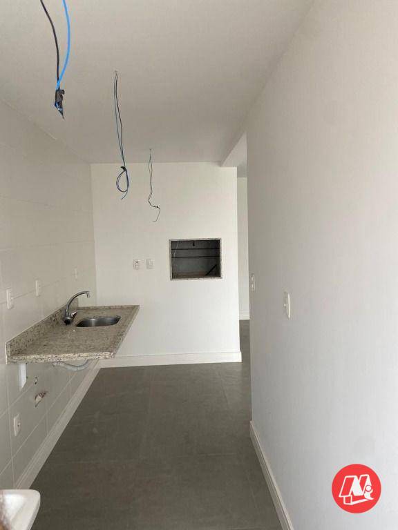 Apartamento à venda com 2 quartos, 79m² - Foto 6