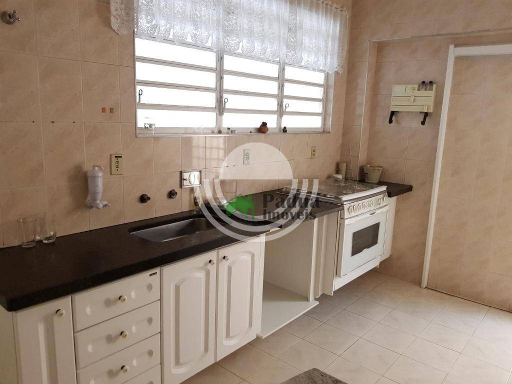 Casa à venda com 4 quartos, 250m² - Foto 13