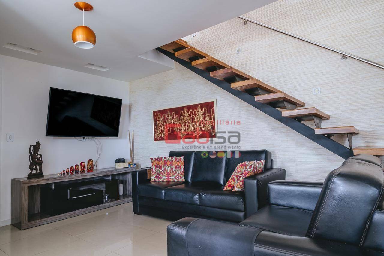 Cobertura à venda com 4 quartos, 210m² - Foto 2