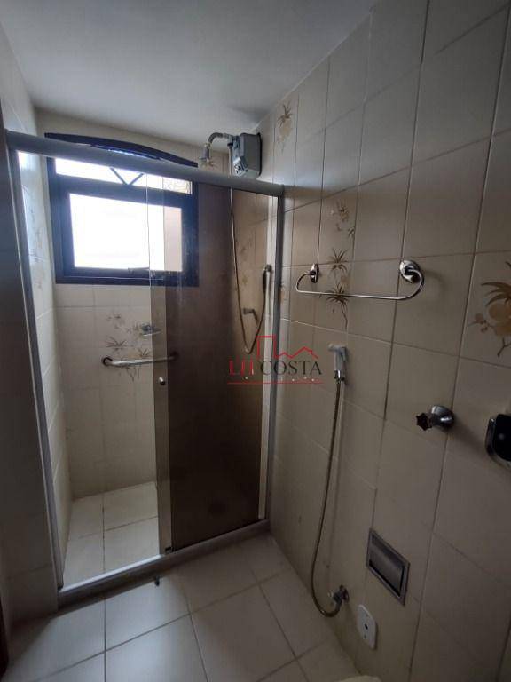 Apartamento à venda com 3 quartos, 140m² - Foto 28