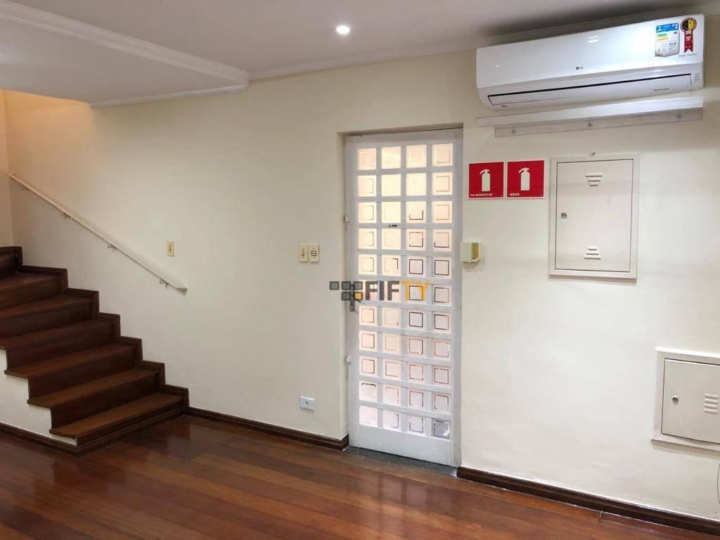 Casa à venda e aluguel com 6 quartos, 200m² - Foto 6