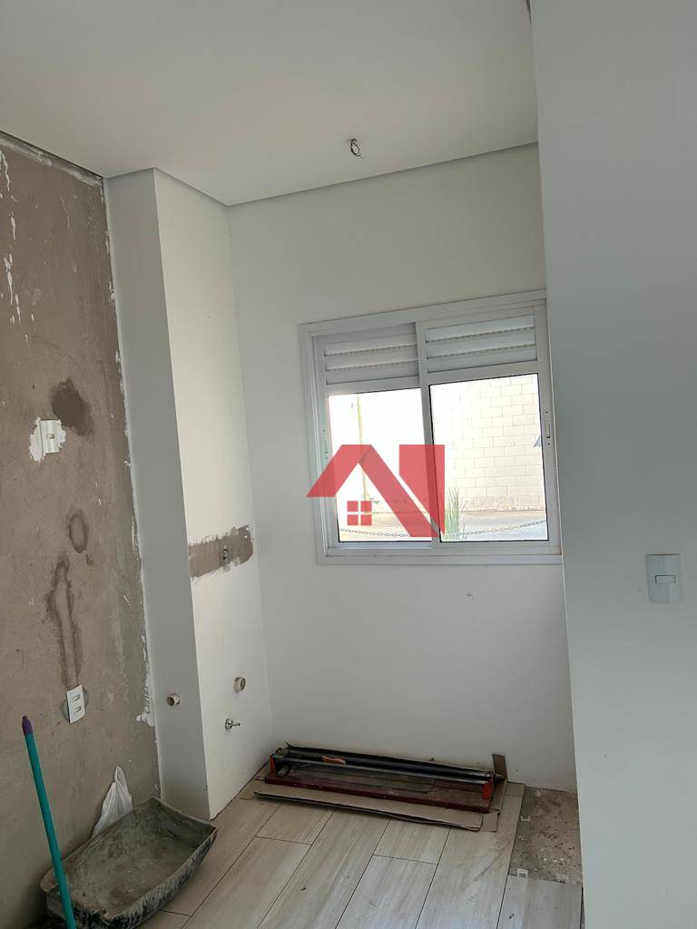 Apartamento à venda com 2 quartos, 48m² - Foto 2