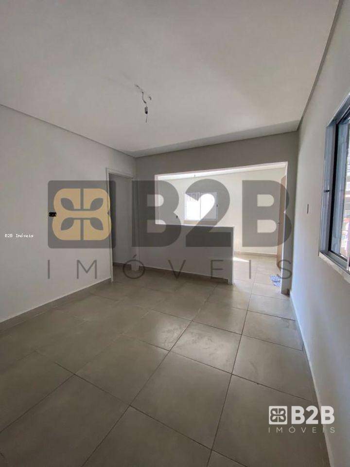 Casa à venda com 2 quartos, 139m² - Foto 2