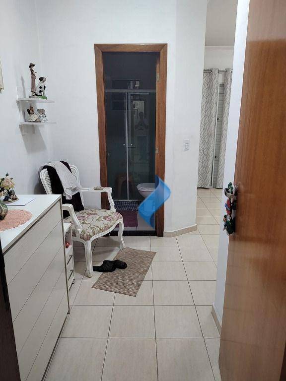 Apartamento à venda com 3 quartos, 93m² - Foto 2