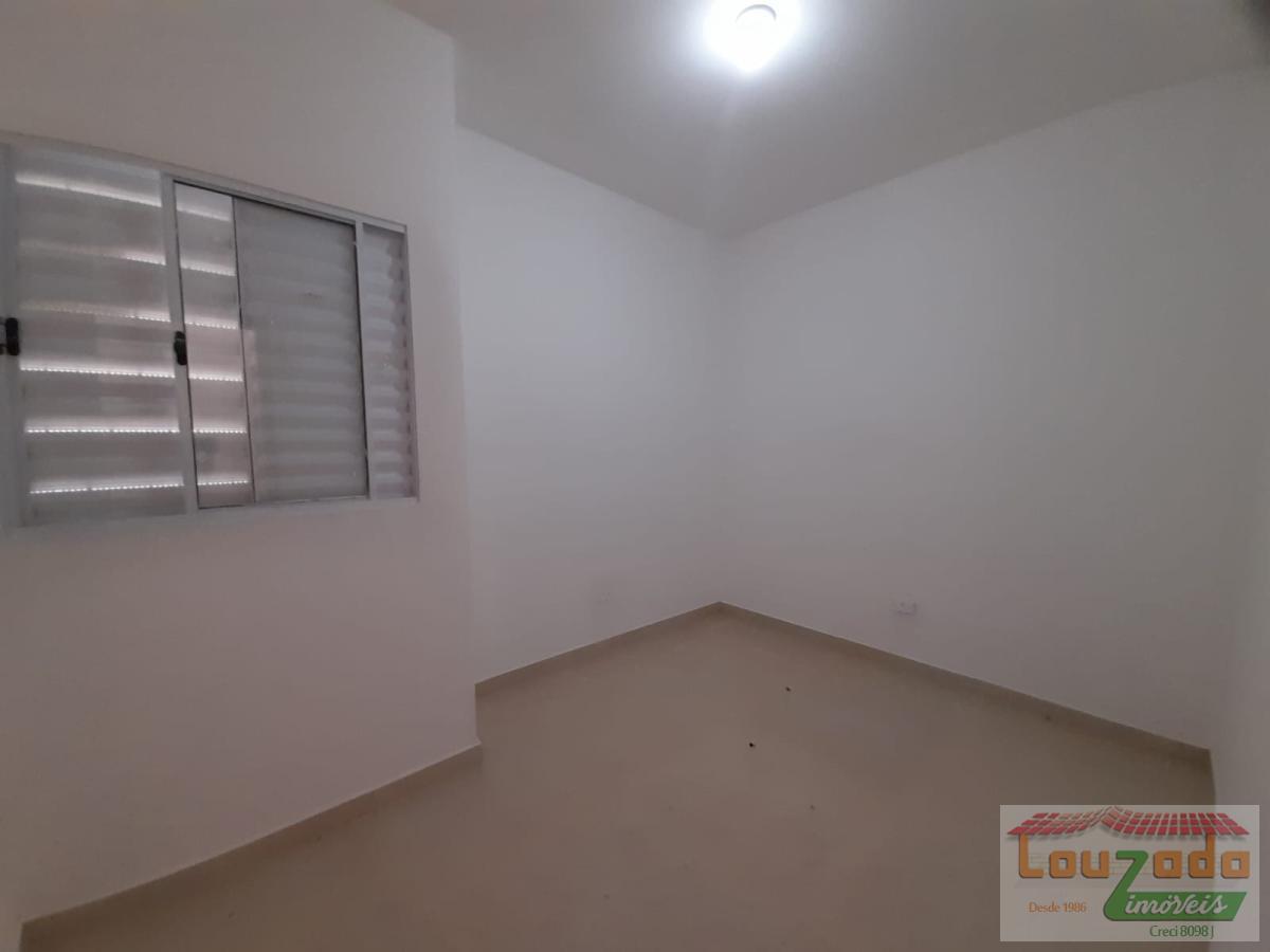 Casa à venda com 2 quartos, 125m² - Foto 10