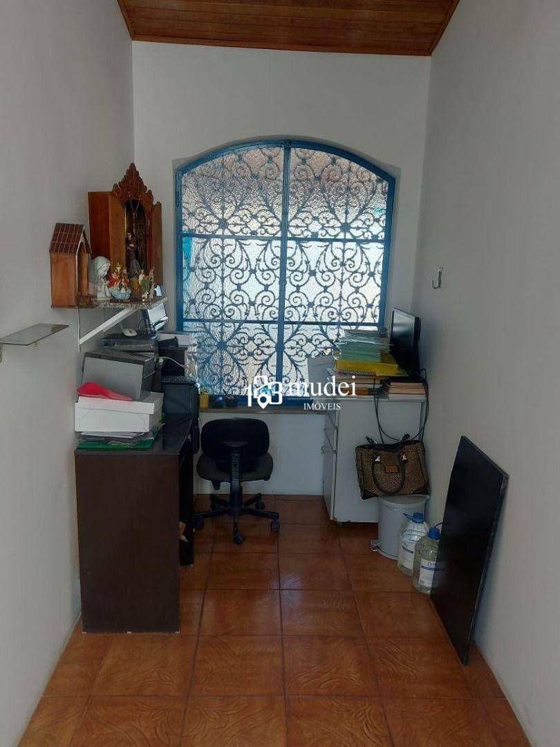 Casa à venda com 4 quartos, 180m² - Foto 33