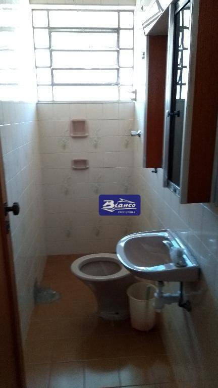 Sobrado à venda com 3 quartos, 300m² - Foto 23