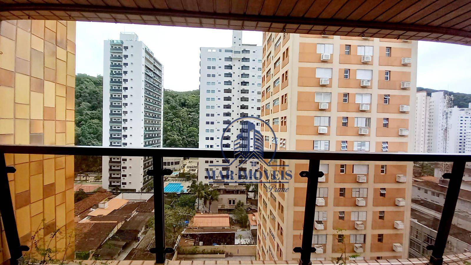 Apartamento à venda com 3 quartos, 140m² - Foto 2