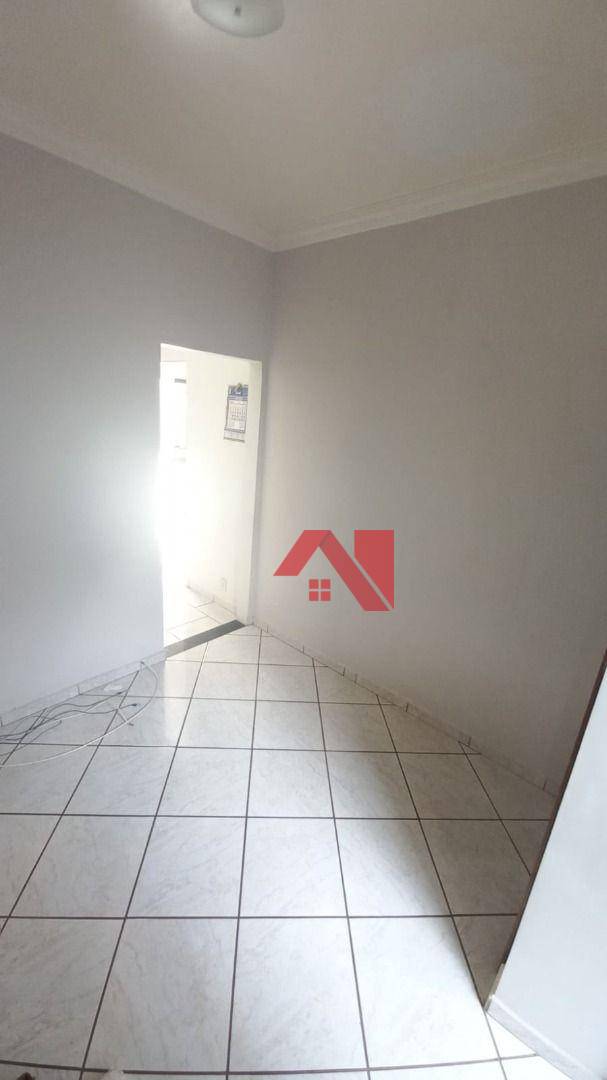 Sobrado à venda com 3 quartos, 240m² - Foto 9