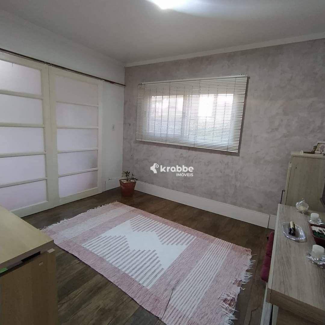 Casa à venda com 3 quartos, 250m² - Foto 13