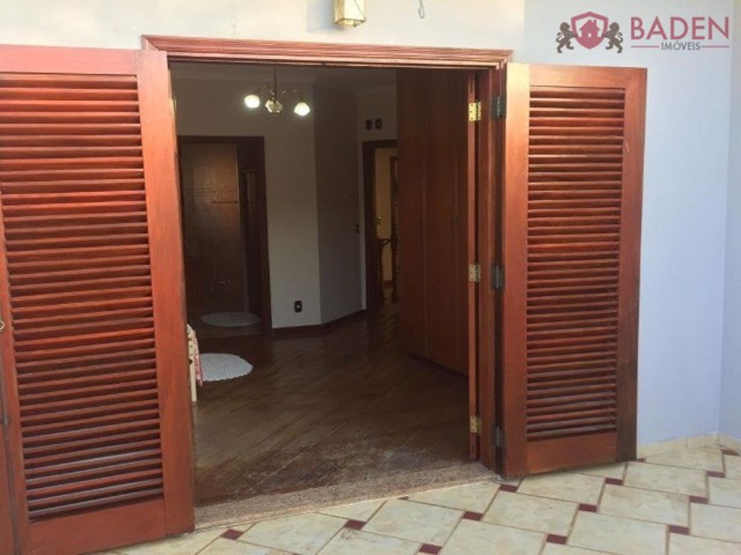 Casa à venda com 4 quartos, 400m² - Foto 17