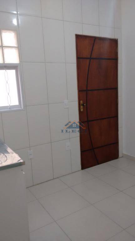 Casa para alugar com 1 quarto, 48m² - Foto 3