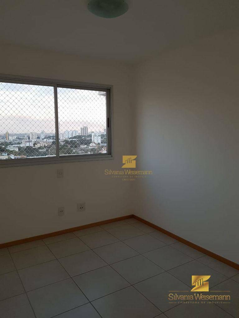 Apartamento à venda com 3 quartos, 96m² - Foto 7