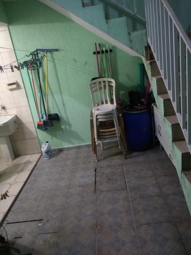 Sobrado à venda com 3 quartos, 90m² - Foto 13