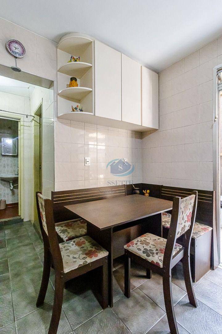 Casa à venda com 3 quartos, 200m² - Foto 42