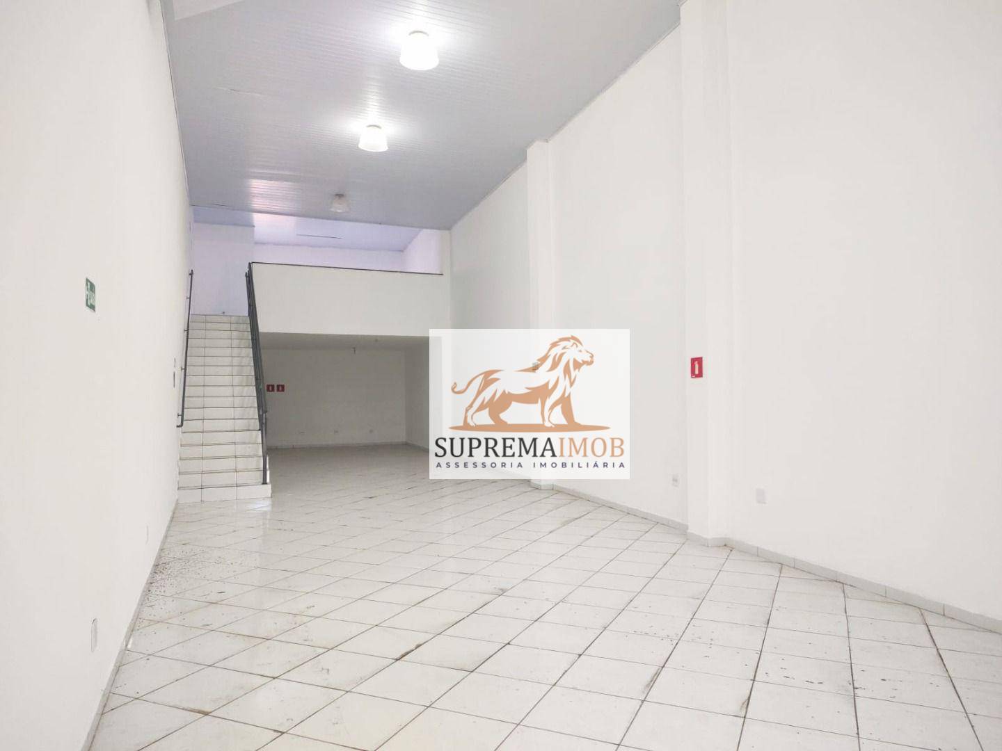 Depósito-Galpão-Armazém à venda e aluguel, 190m² - Foto 1