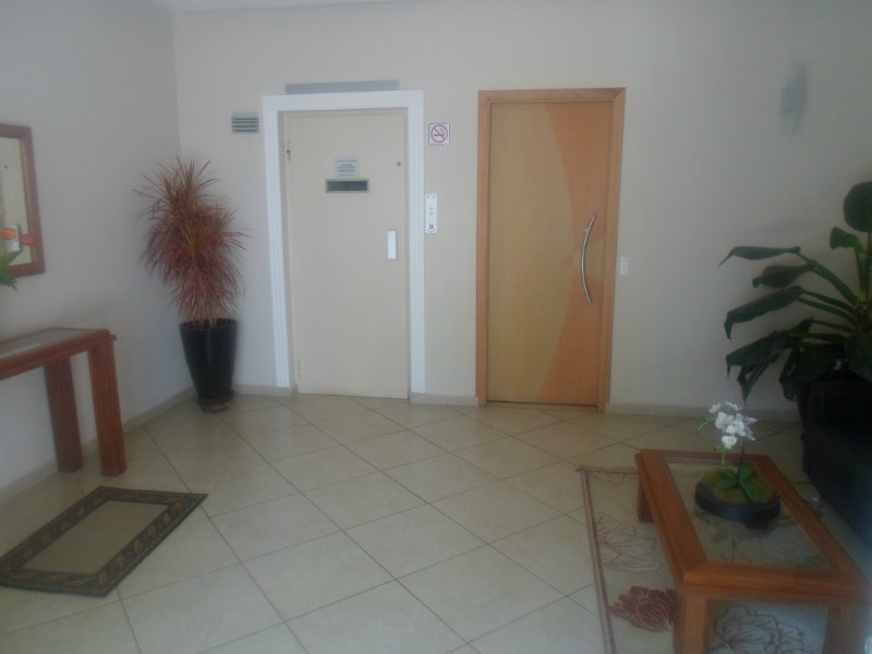 Apartamento à venda com 2 quartos, 85m² - Foto 7