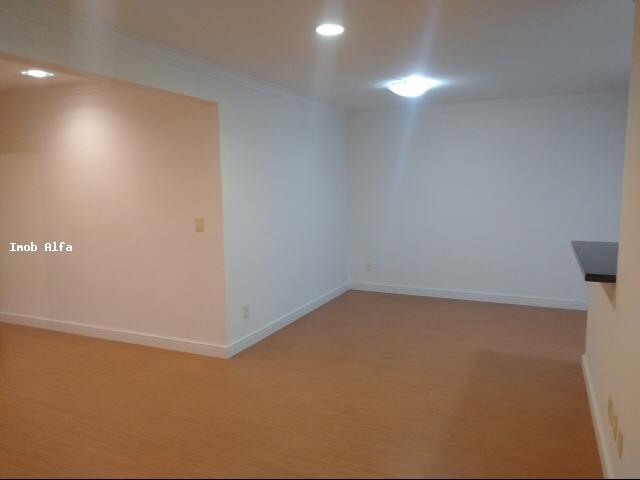 Apartamento para alugar com 2 quartos, 90m² - Foto 11