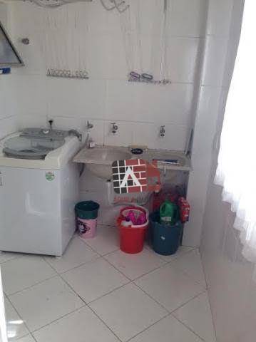 Apartamento à venda com 2 quartos, 70m² - Foto 10