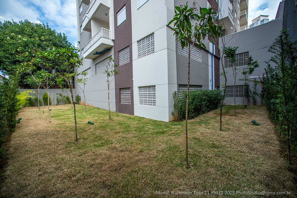 Apartamento à venda com 2 quartos, 60m² - Foto 2