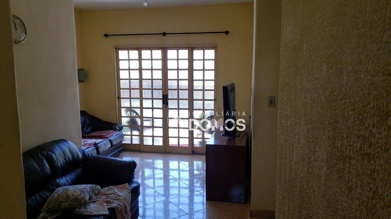 Sobrado à venda com 6 quartos, 363m² - Foto 2