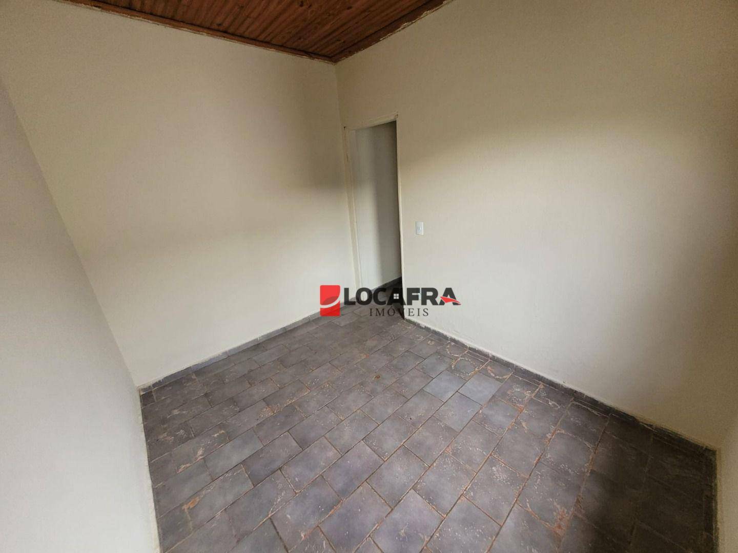 Casa à venda com 5 quartos, 110m² - Foto 25