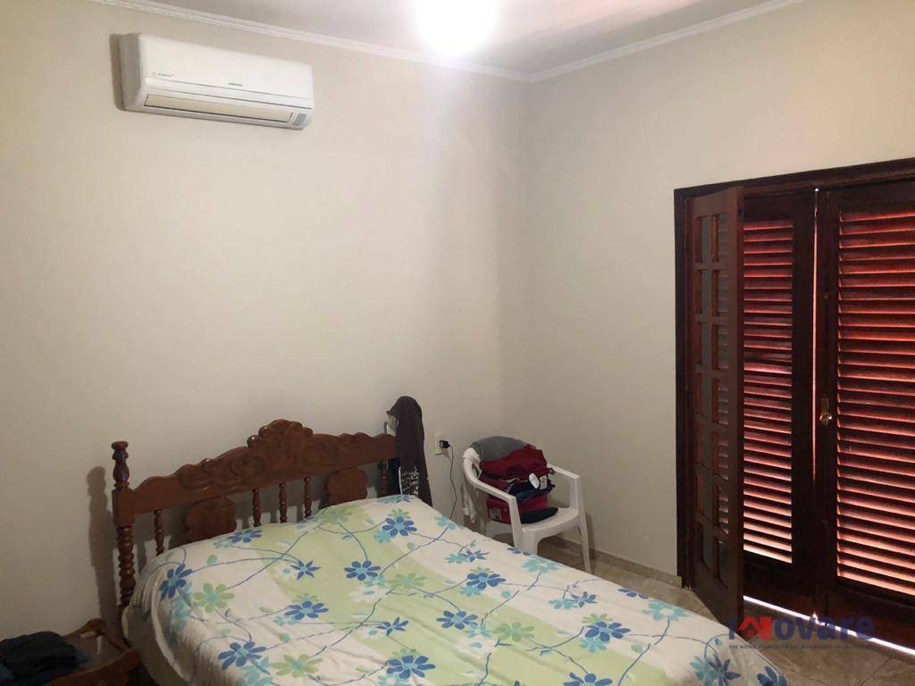 Sobrado à venda com 3 quartos, 240m² - Foto 19