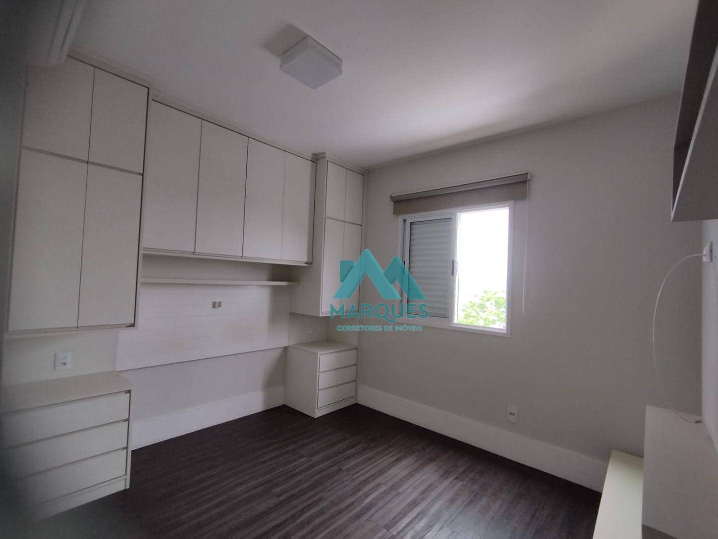 Apartamento à venda com 2 quartos, 71m² - Foto 3