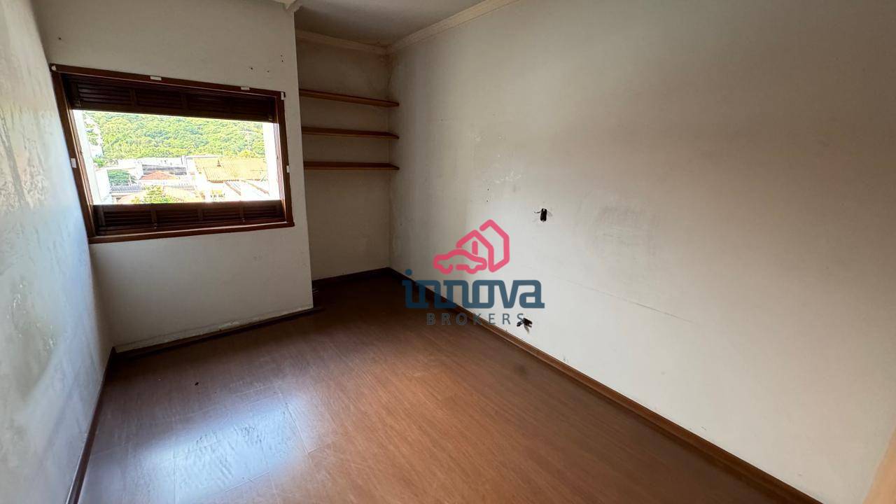 Sobrado para alugar com 4 quartos, 230m² - Foto 8