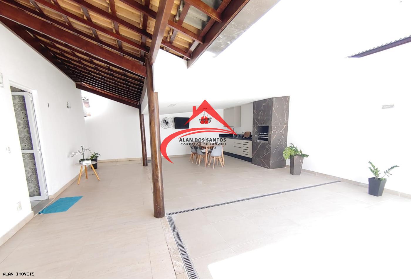 Casa à venda com 4 quartos, 110m² - Foto 16