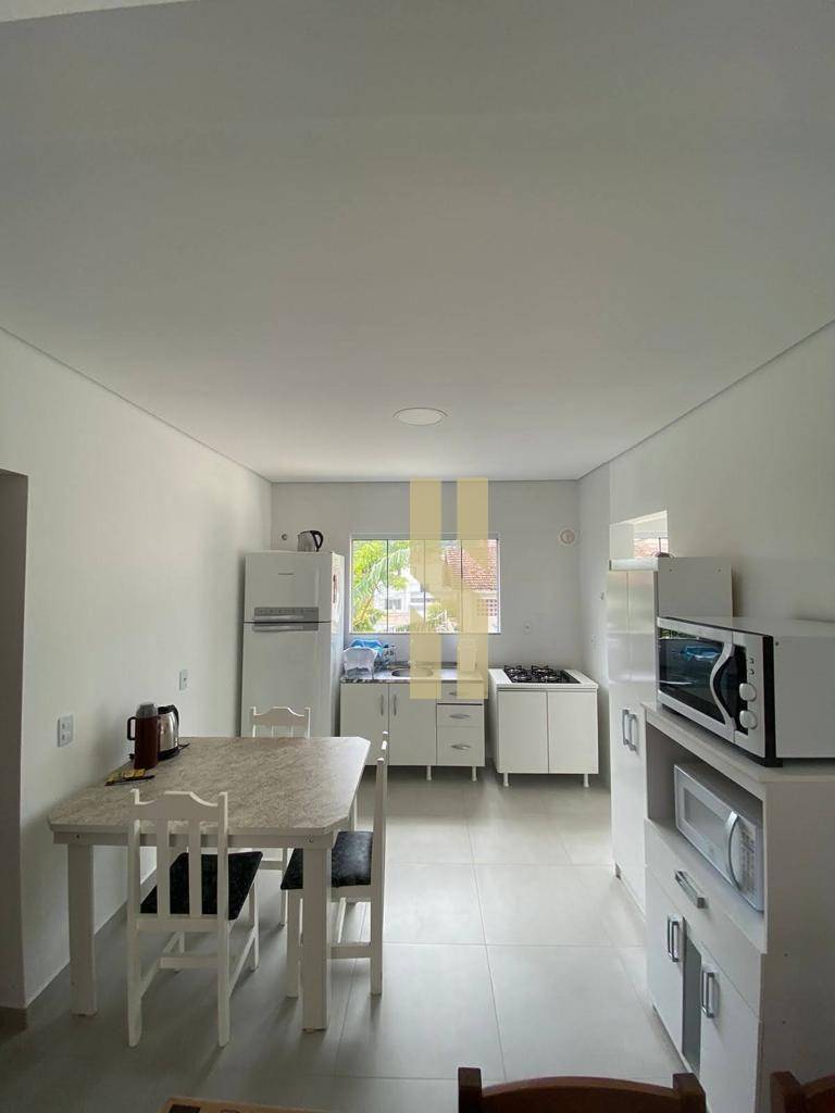 Apartamento à venda com 2 quartos, 75m² - Foto 24