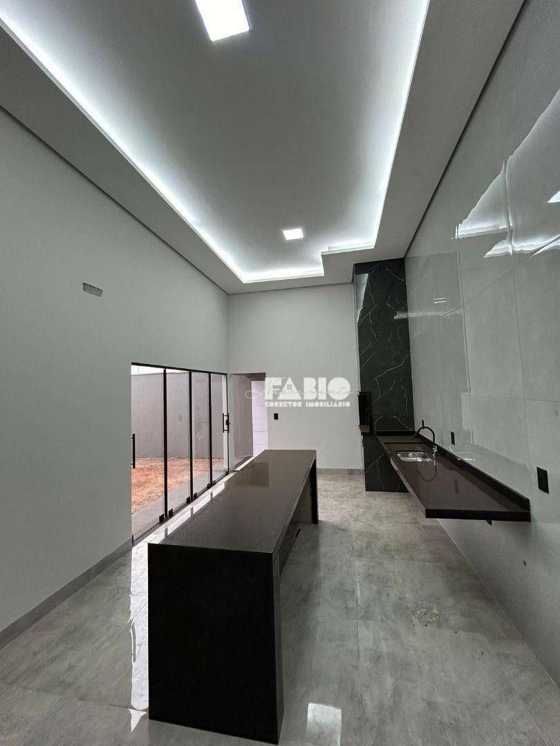 Casa à venda com 3 quartos, 119m² - Foto 16