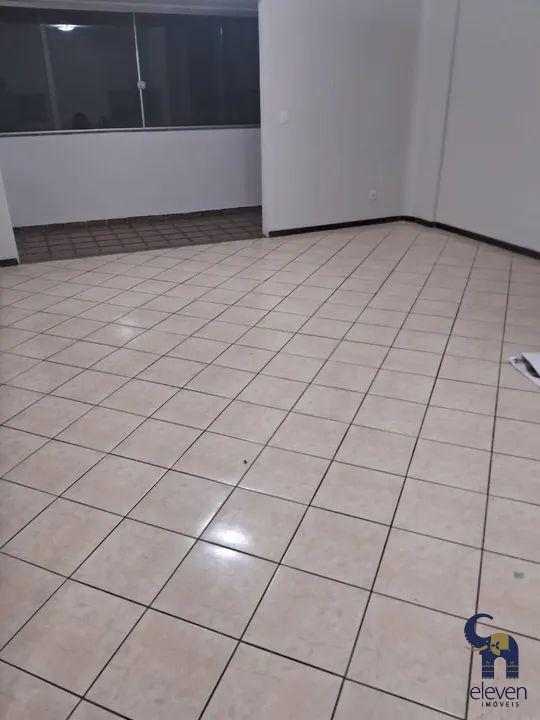 Apartamento à venda com 3 quartos, 120m² - Foto 6