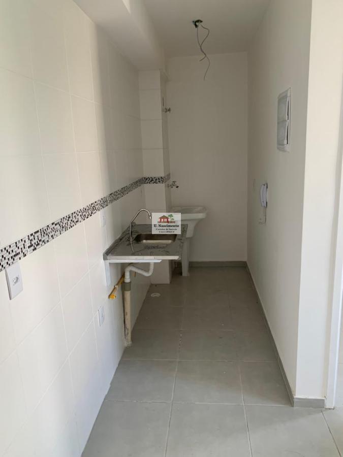 Apartamento à venda com 2 quartos, 40m² - Foto 4