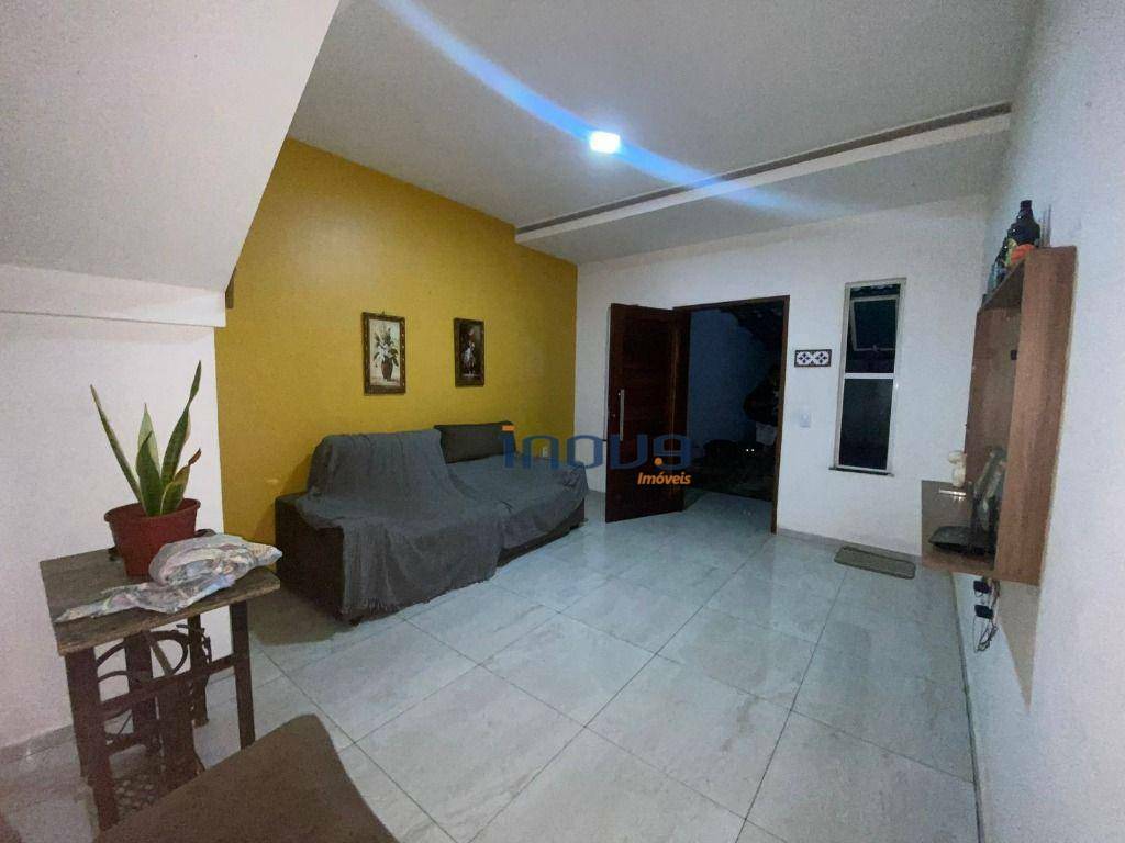 Casa à venda com 2 quartos, 90m² - Foto 1