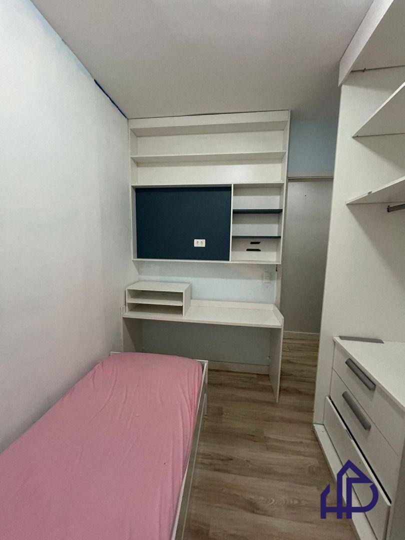 Apartamento para alugar com 2 quartos, 69m² - Foto 13