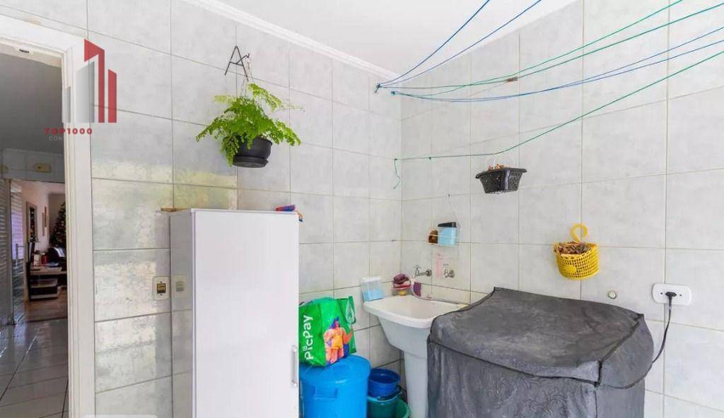 Sobrado à venda com 5 quartos, 300m² - Foto 17